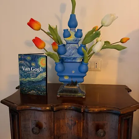 Gasthuis Casa Gogh Catánia